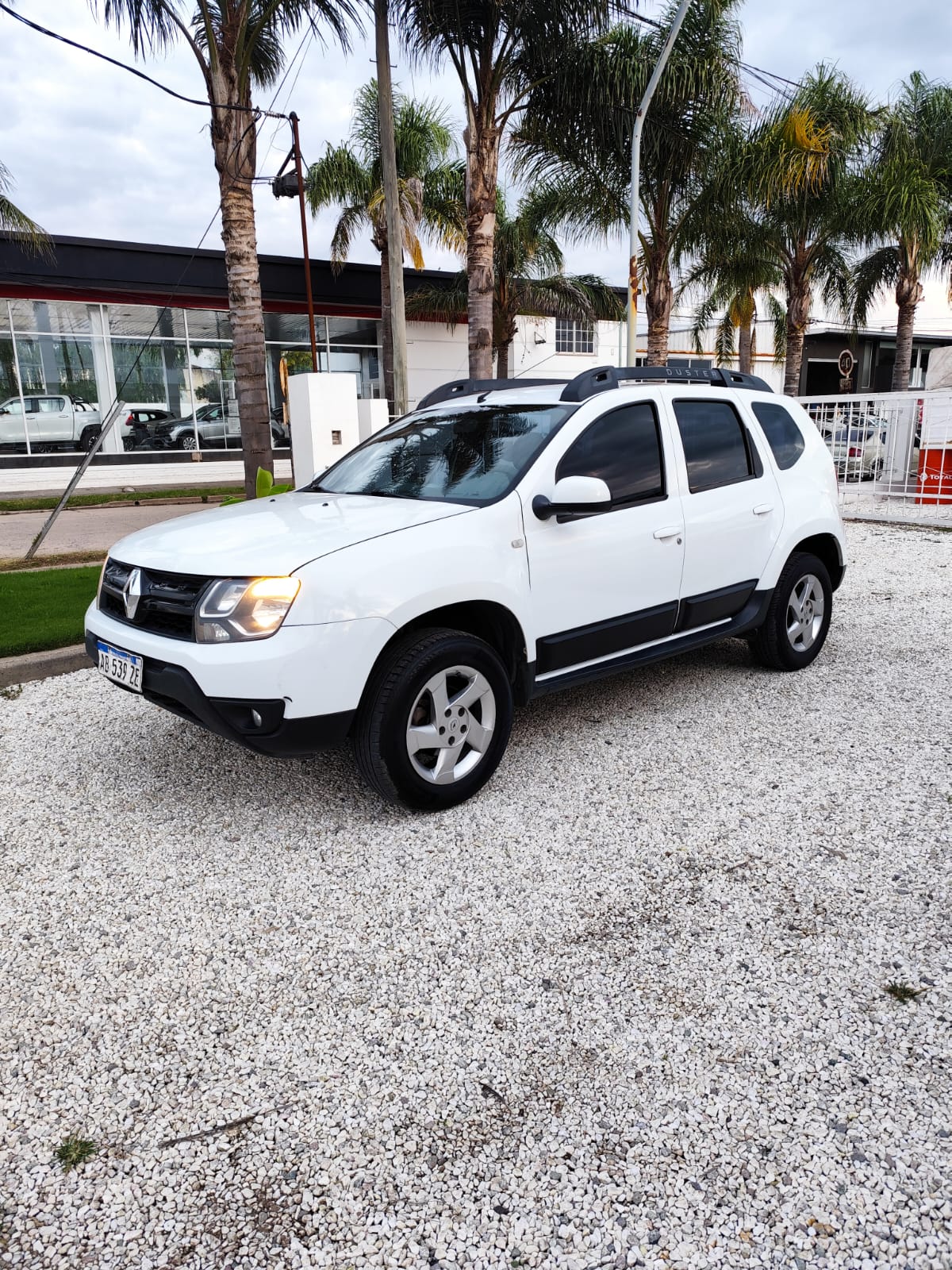 Renault - DUSTER  - 1.6 DYNAMIQUE GNC - 2017